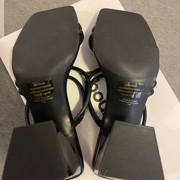 Abound Austyn Strappy Sandal in Black size 10 - Picture 3 of 5